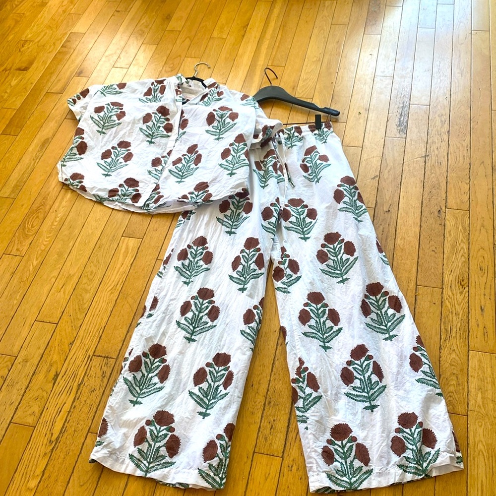 Resort pant suit